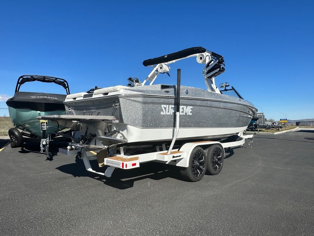 2024 Supreme Boats S240