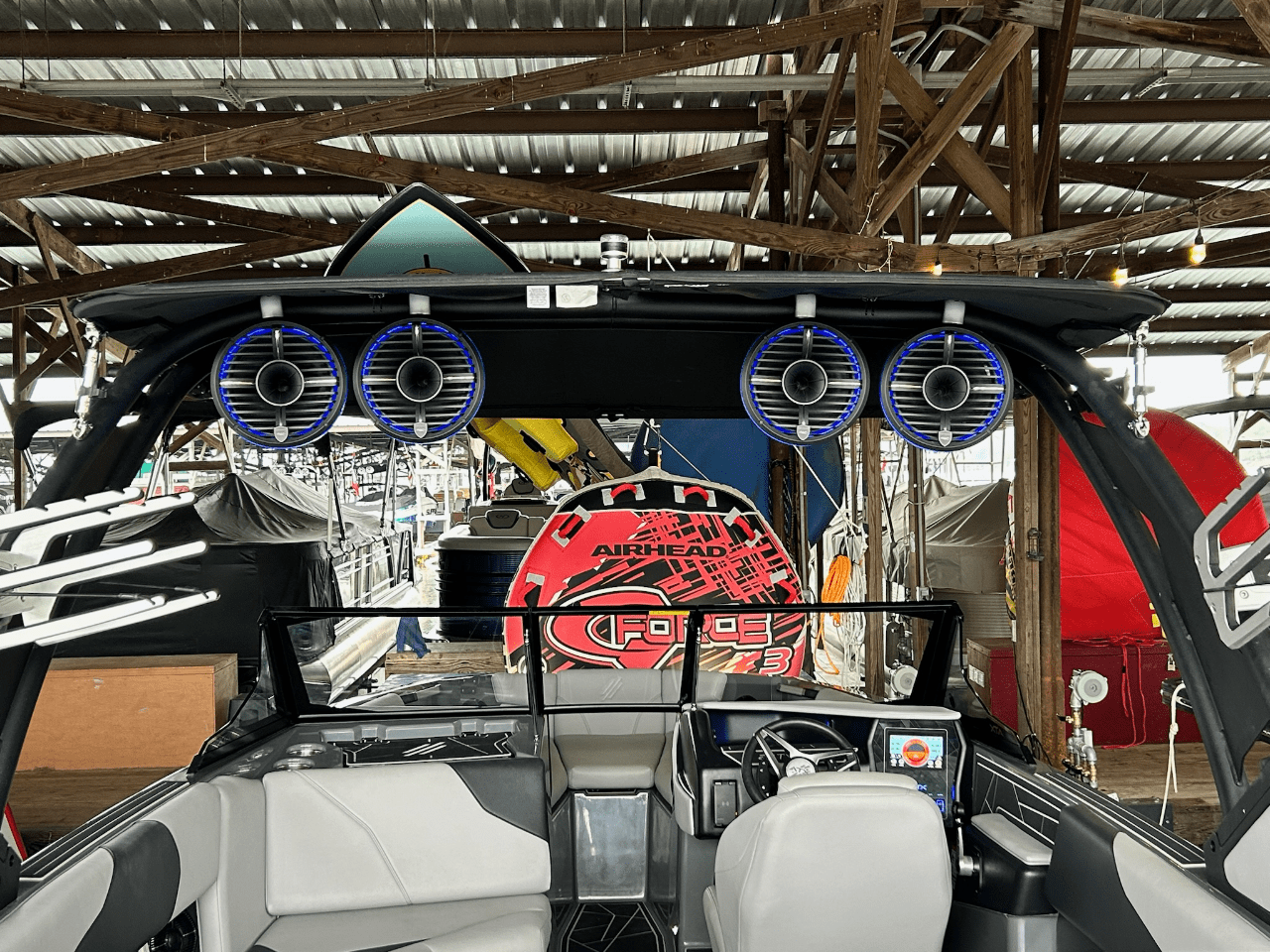 2021 ATX 24 Type S Upgraded With Thrusters