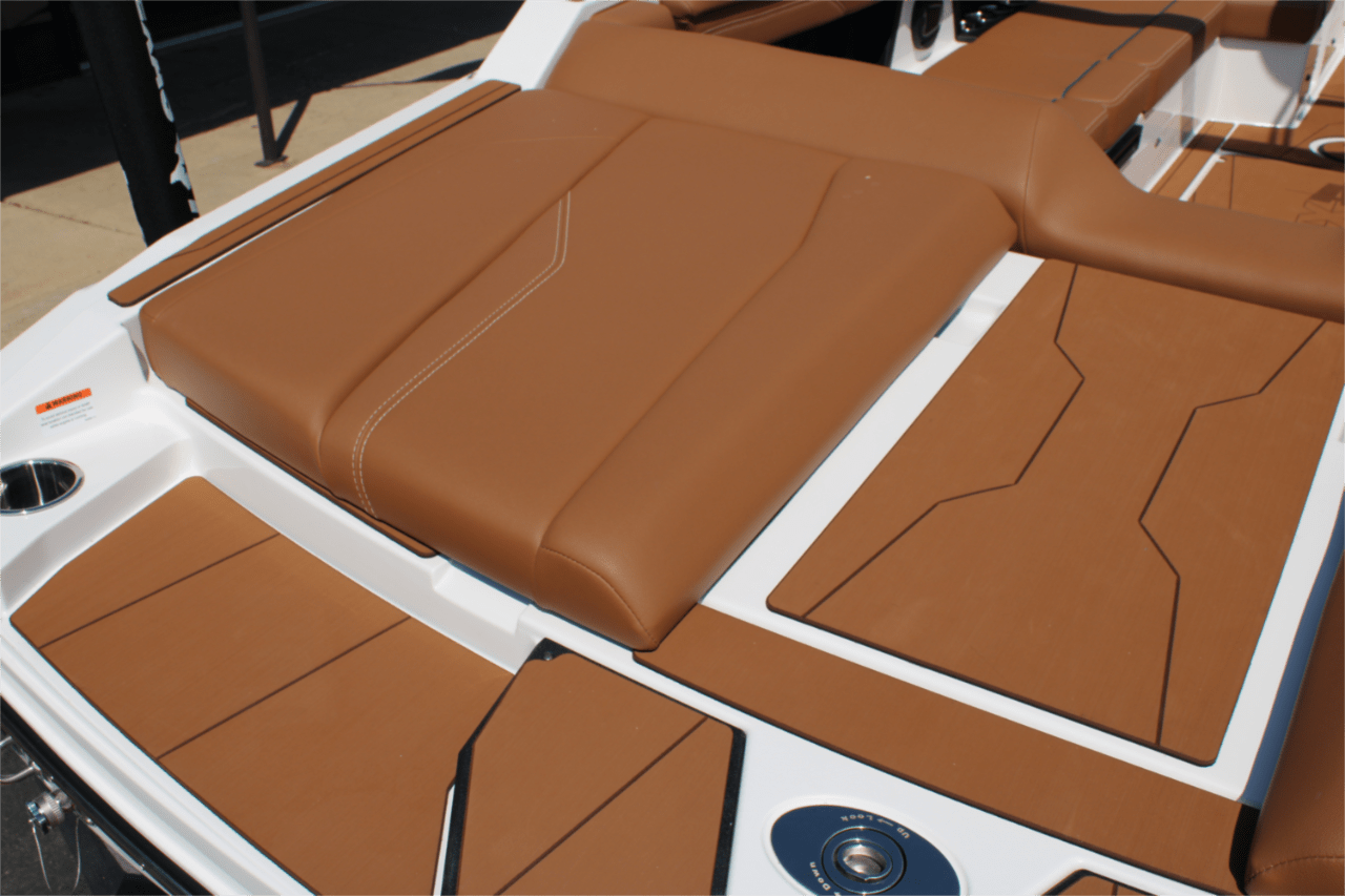 2025 Axis T250