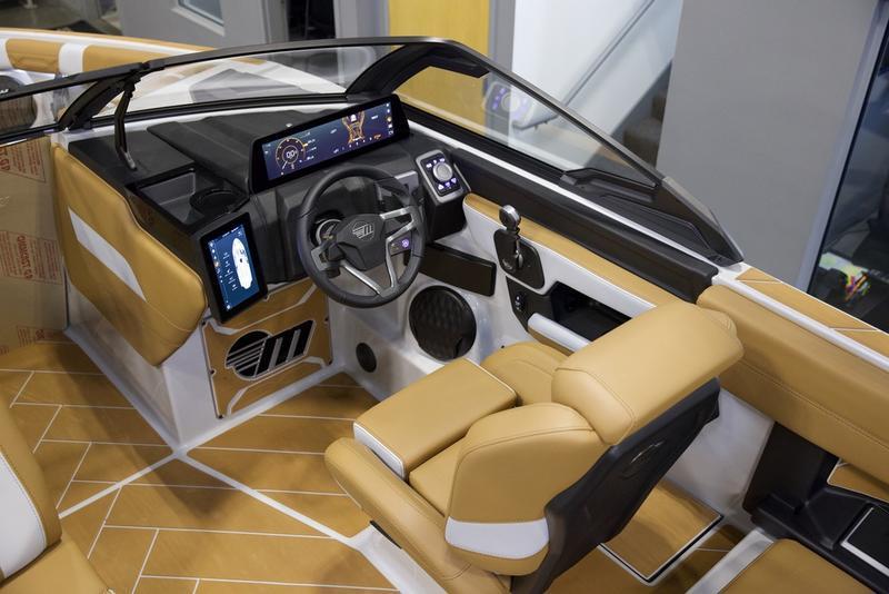 2025 Malibu 26 LSV