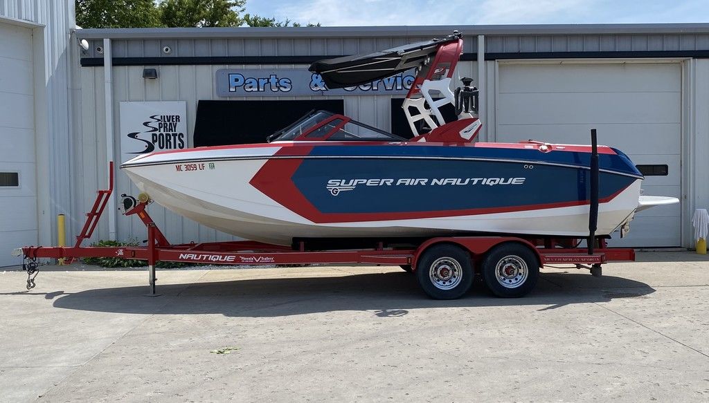 2018 Nautique Super Air G23