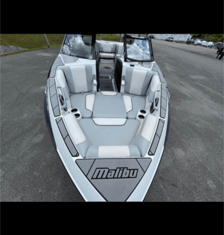 2019 MALIBU WAKESETTER 25 LSV