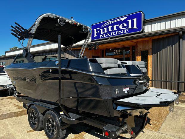 2024 MasterCraft XT23