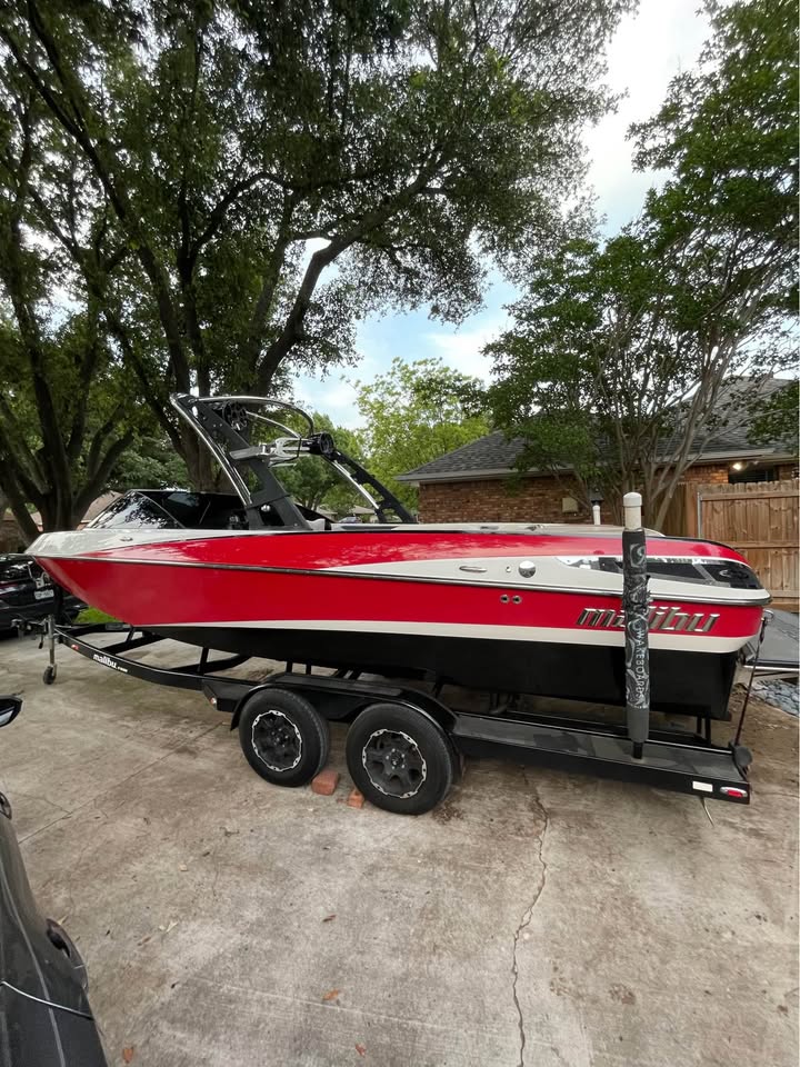 2012 Malibu Wakesetter 247 LSV