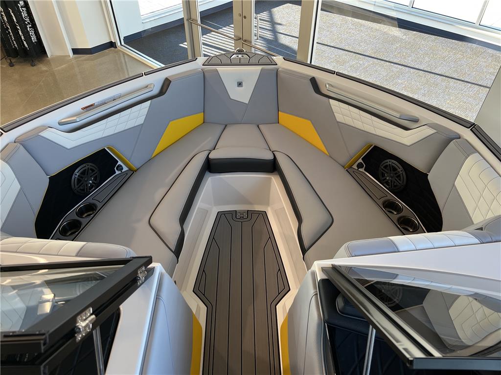 2023 Nautique S23