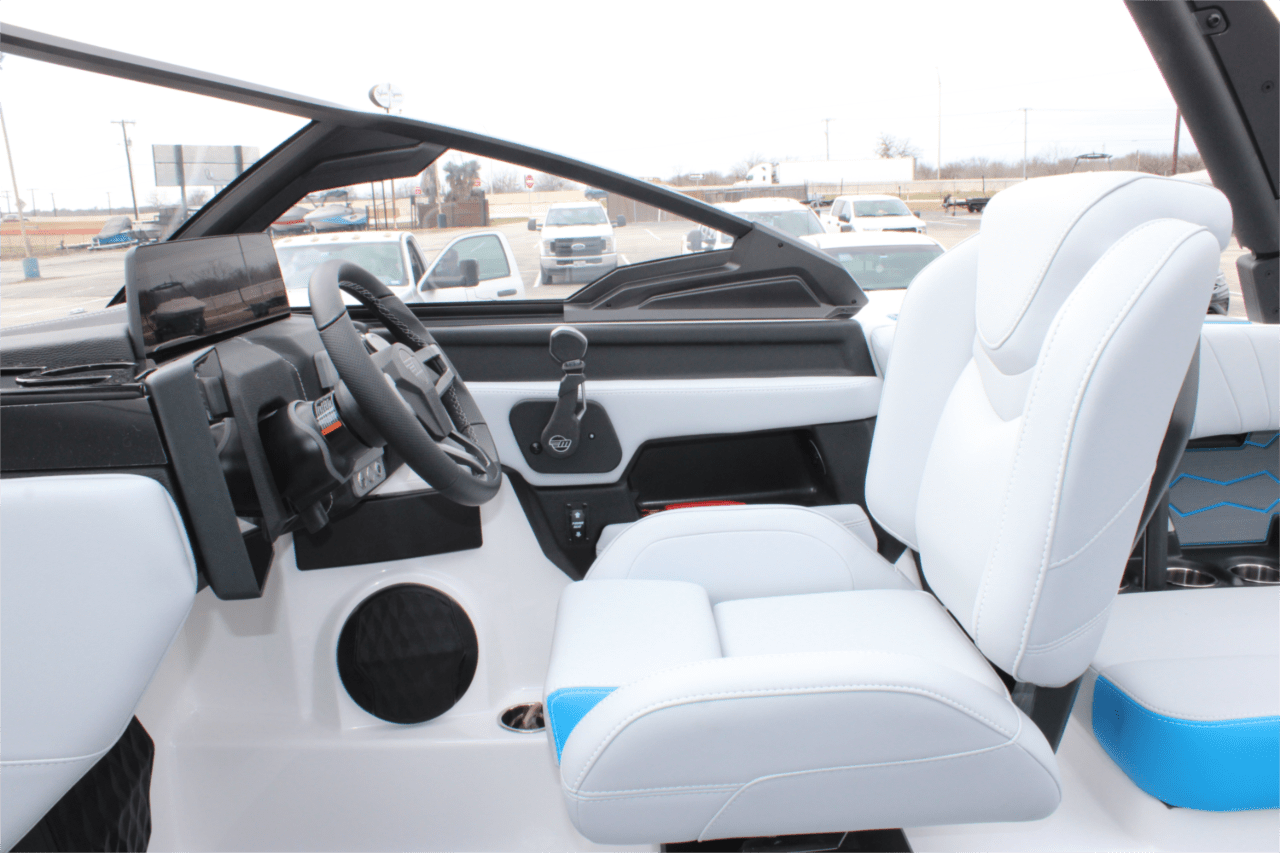 2025 Malibu 22 MXZ