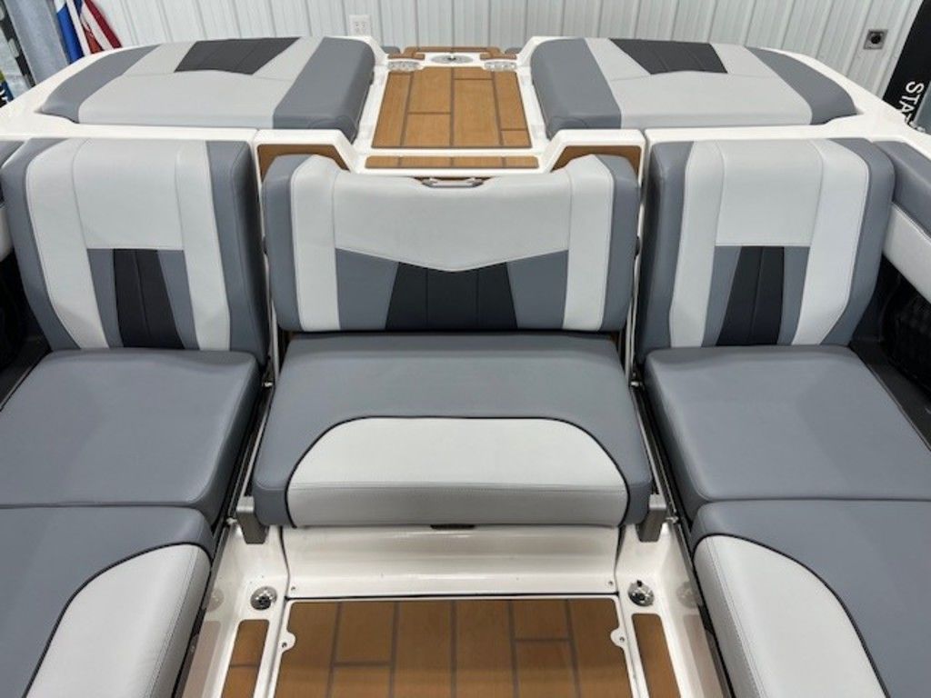 2024 Malibu Boats 24 MXZ
