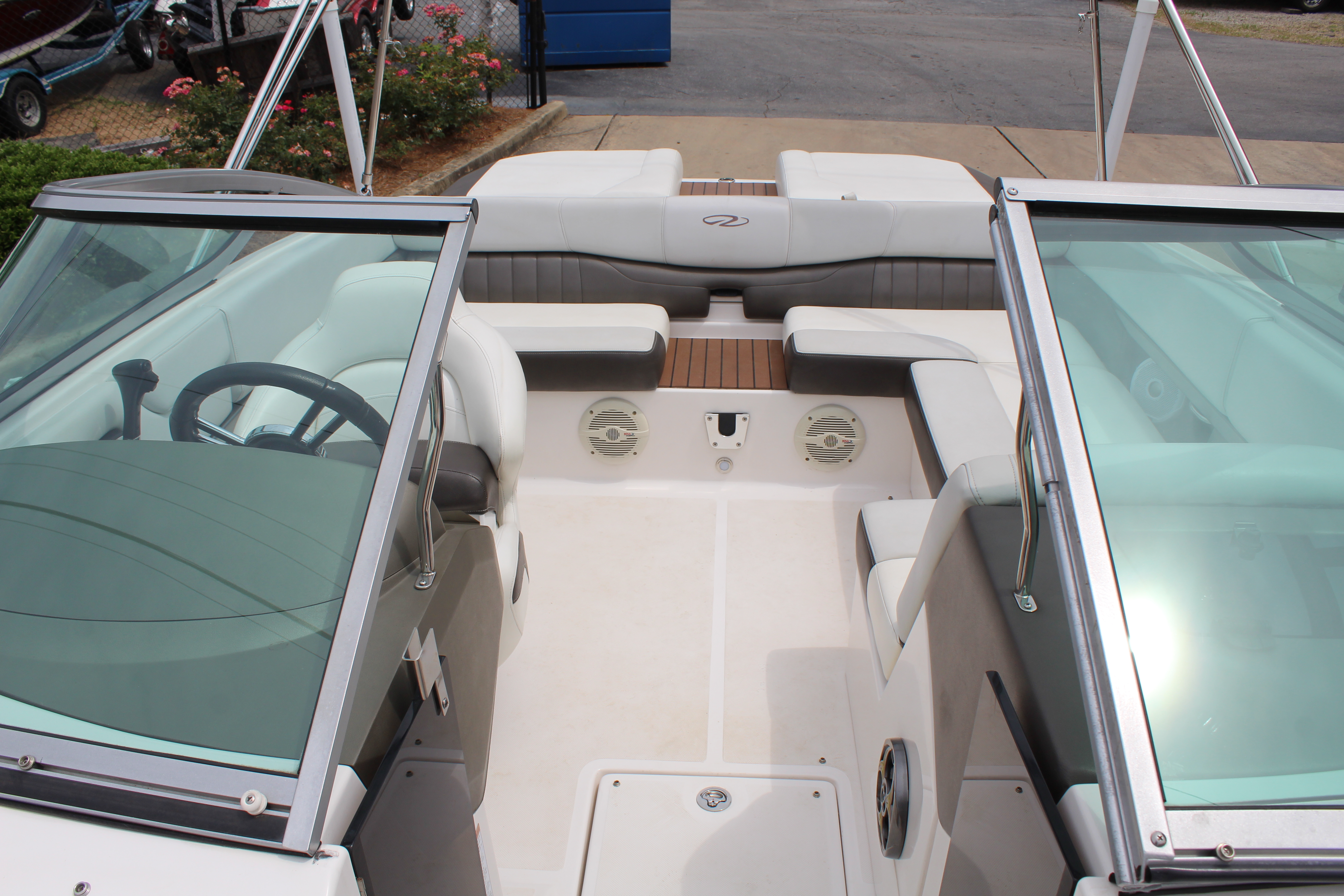 2011 Regal 2100