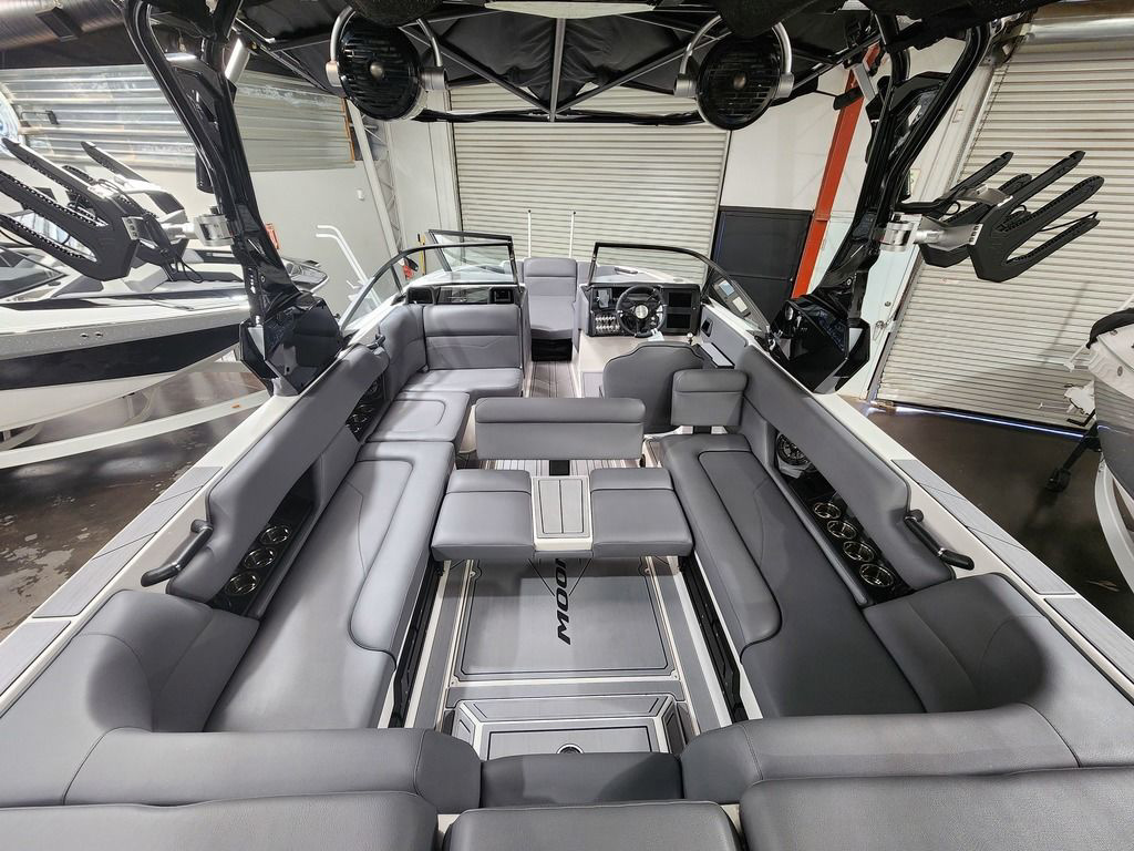 2024 MOOMBA Mojo