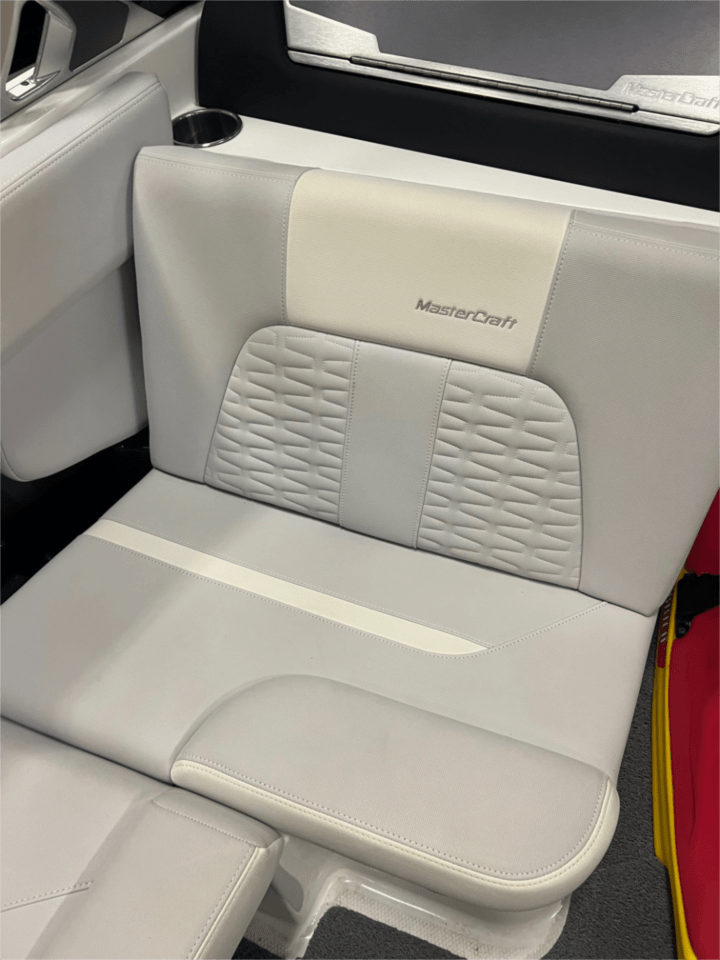 2020 Mastercraft X24 , 394 hrs