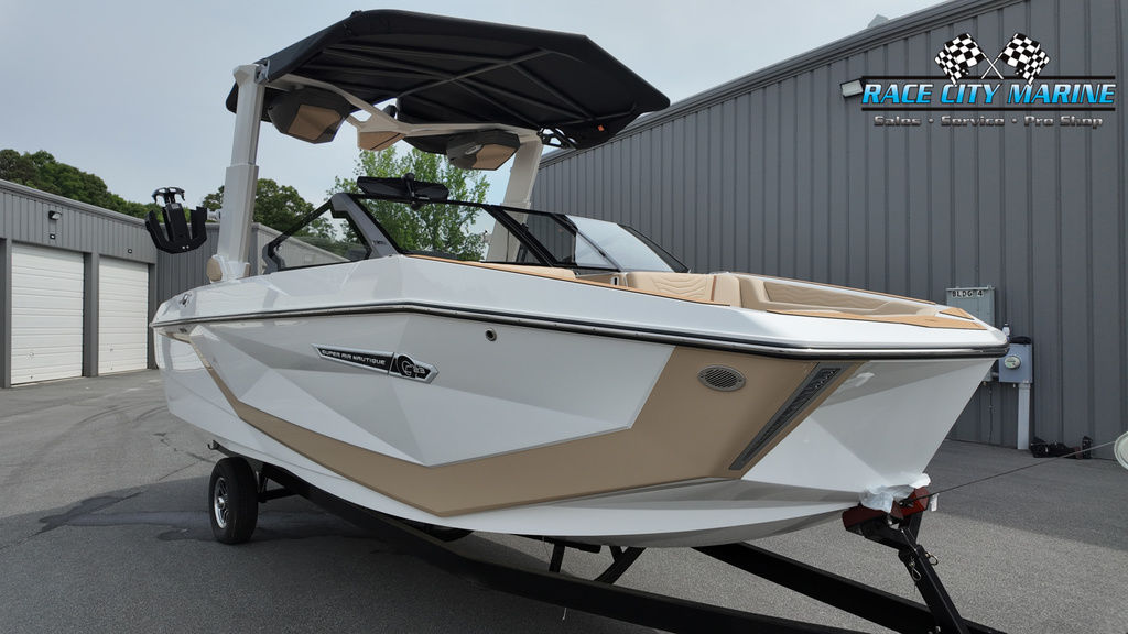 2025 Nautique G23
