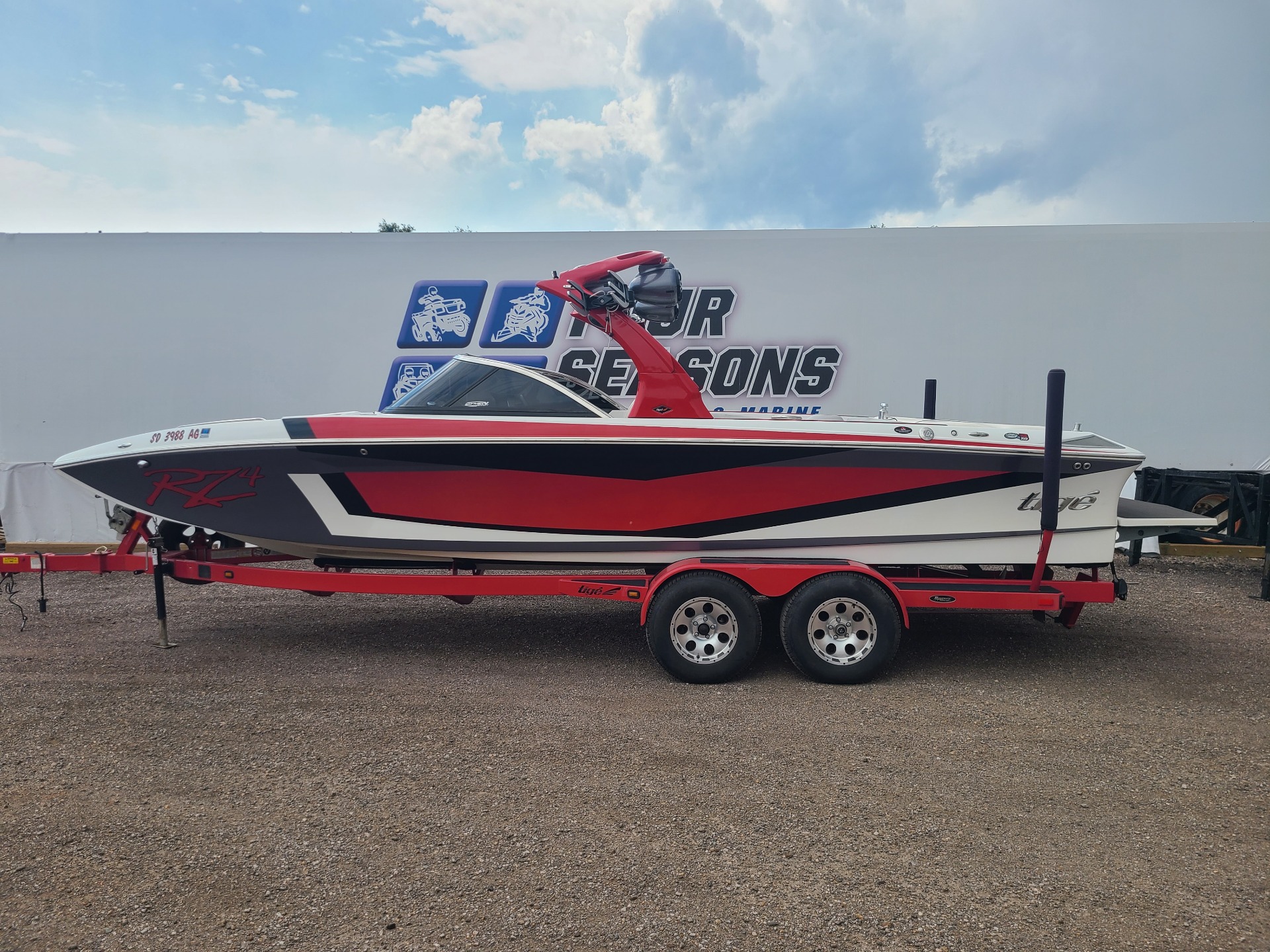 2010 TIGE RZ4