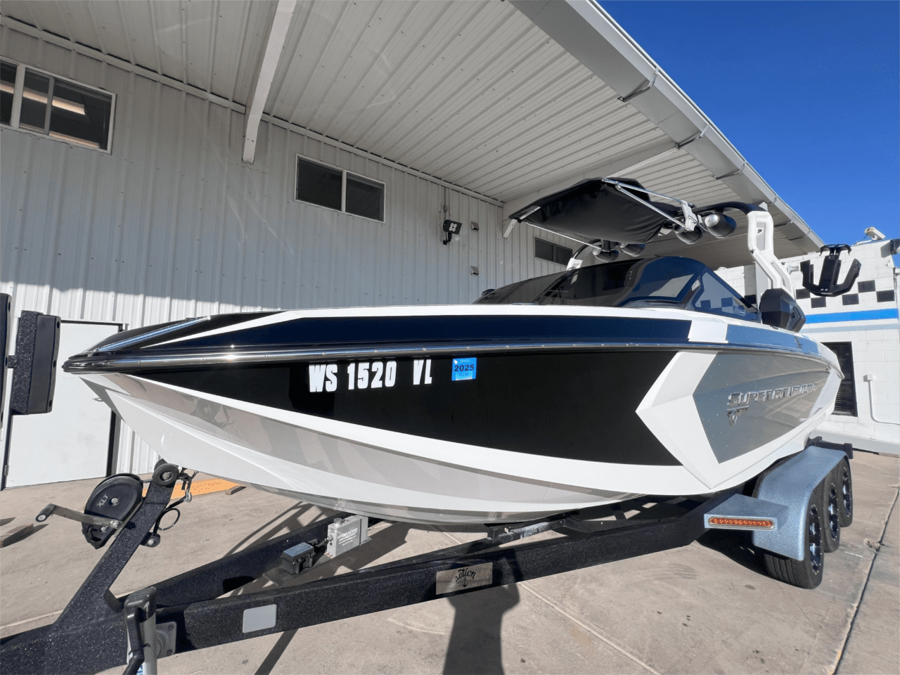 boat.Title