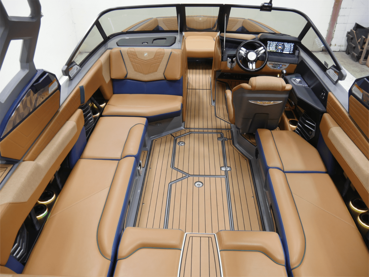 2021 Nautique G23 – Emerald Metal Flake/Admiral Blue