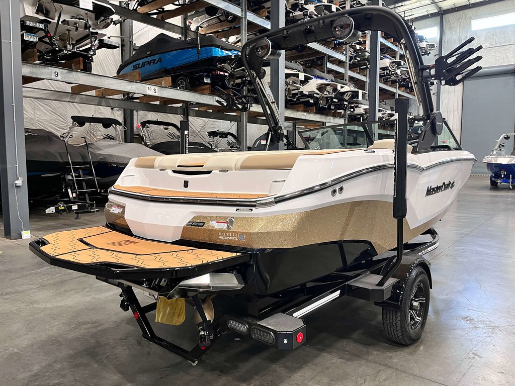 2025 MasterCraft NXT20