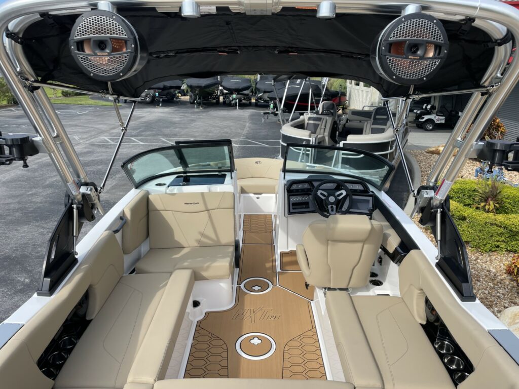 2024 MasterCraft NXT21