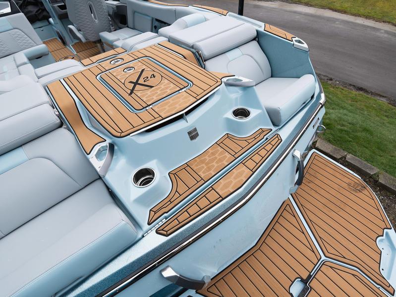 2025 MasterCraft X24