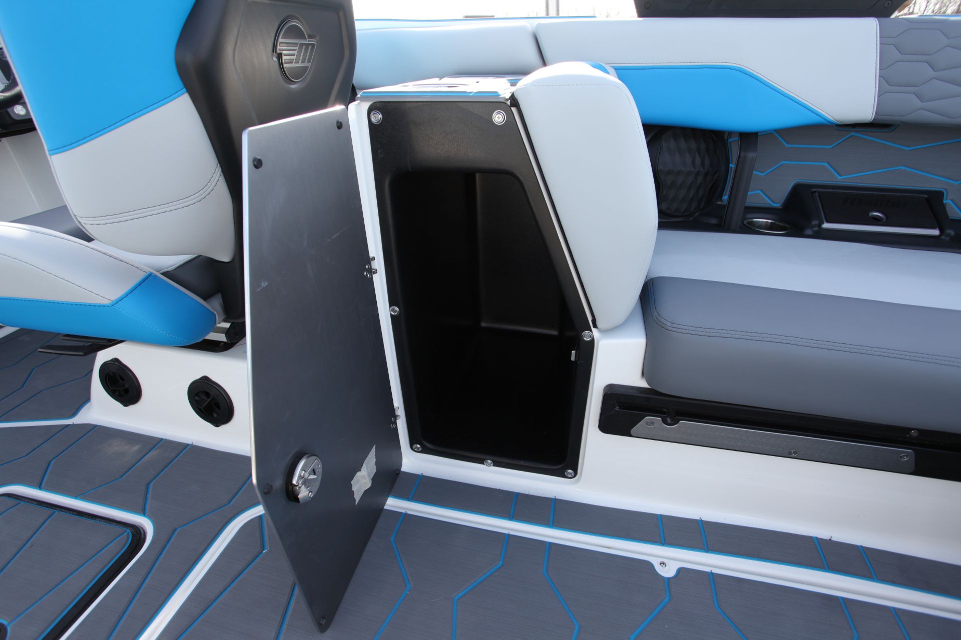  Malibu Wakesetter 24 MXZ