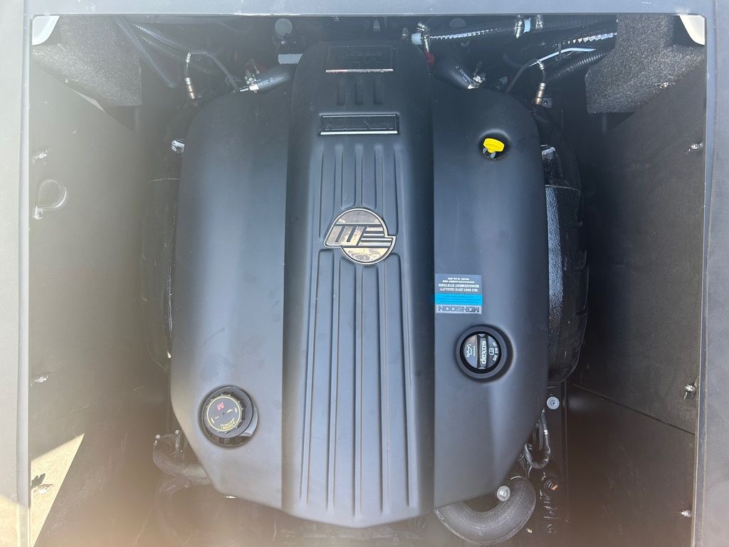 2025 Axis Wake Research T235