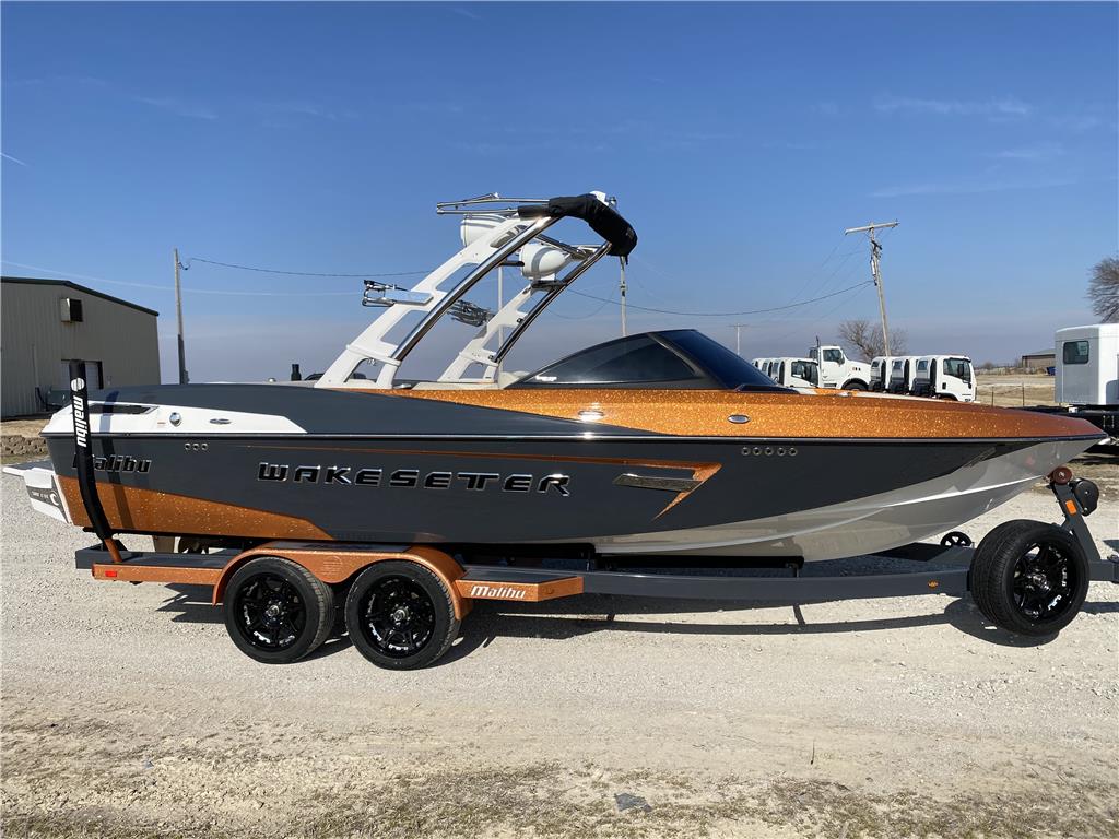 2014  Malibu Wakesetter  23LSV Icon