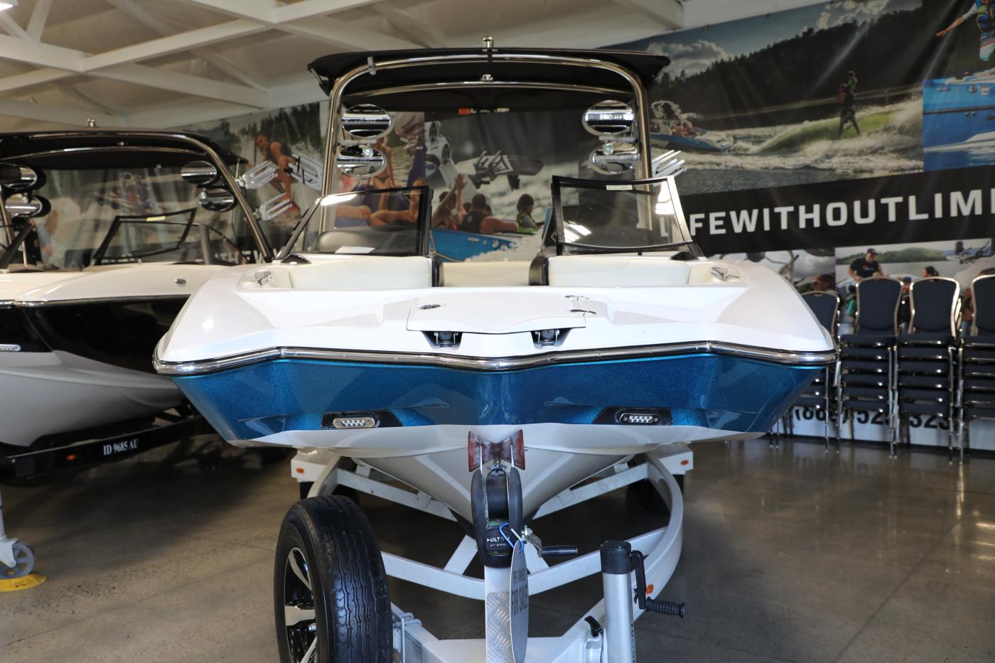 2013 Malibu 24MXZ