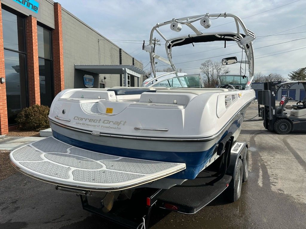 2007 Nautique Super Air 236