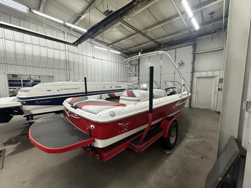2005 Moomba Outback