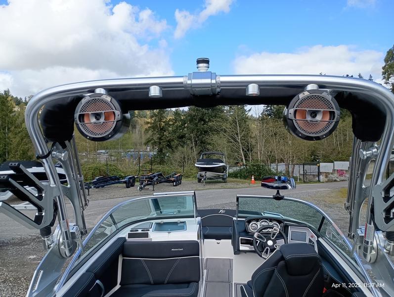 2021 MasterCraft XT20
