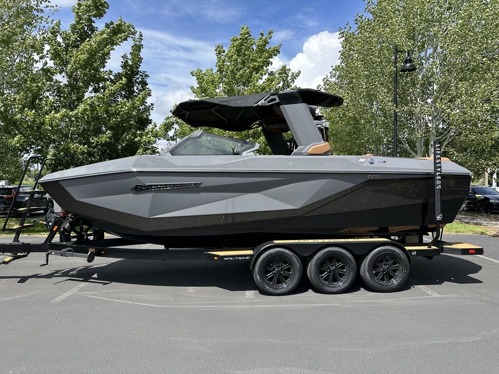 2025 Nautique Super Air Nautique G23