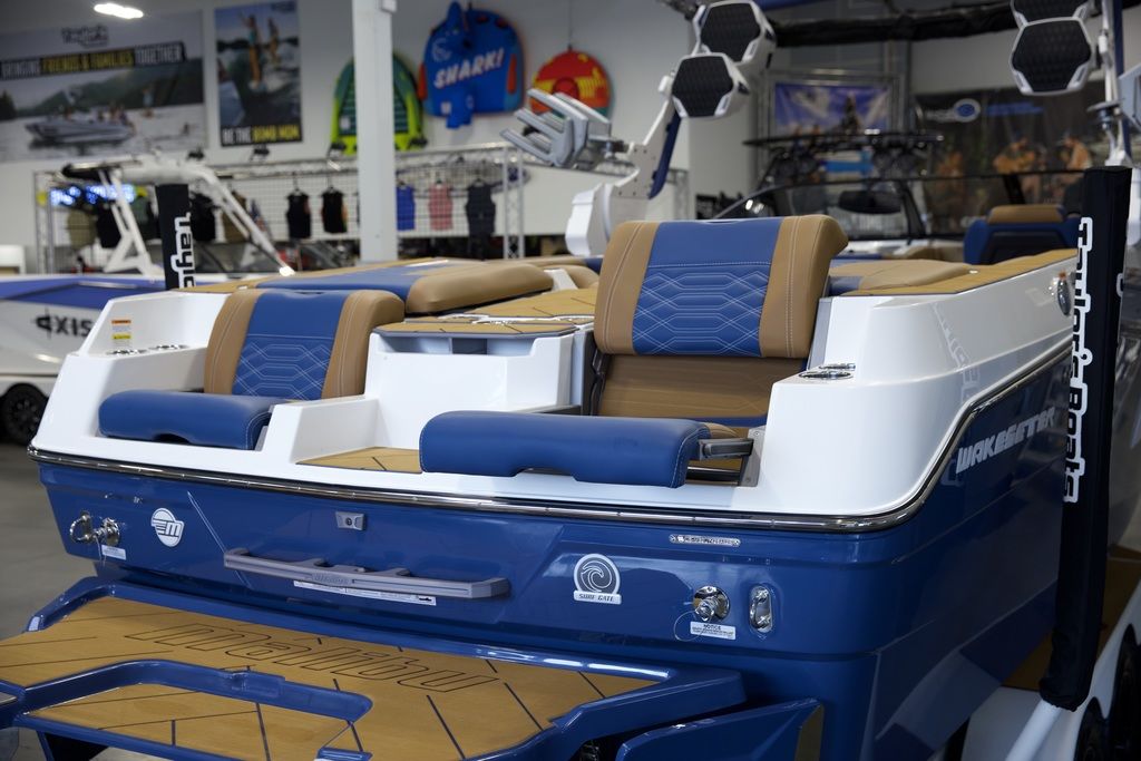 2025 Malibu Boats 26 LSV