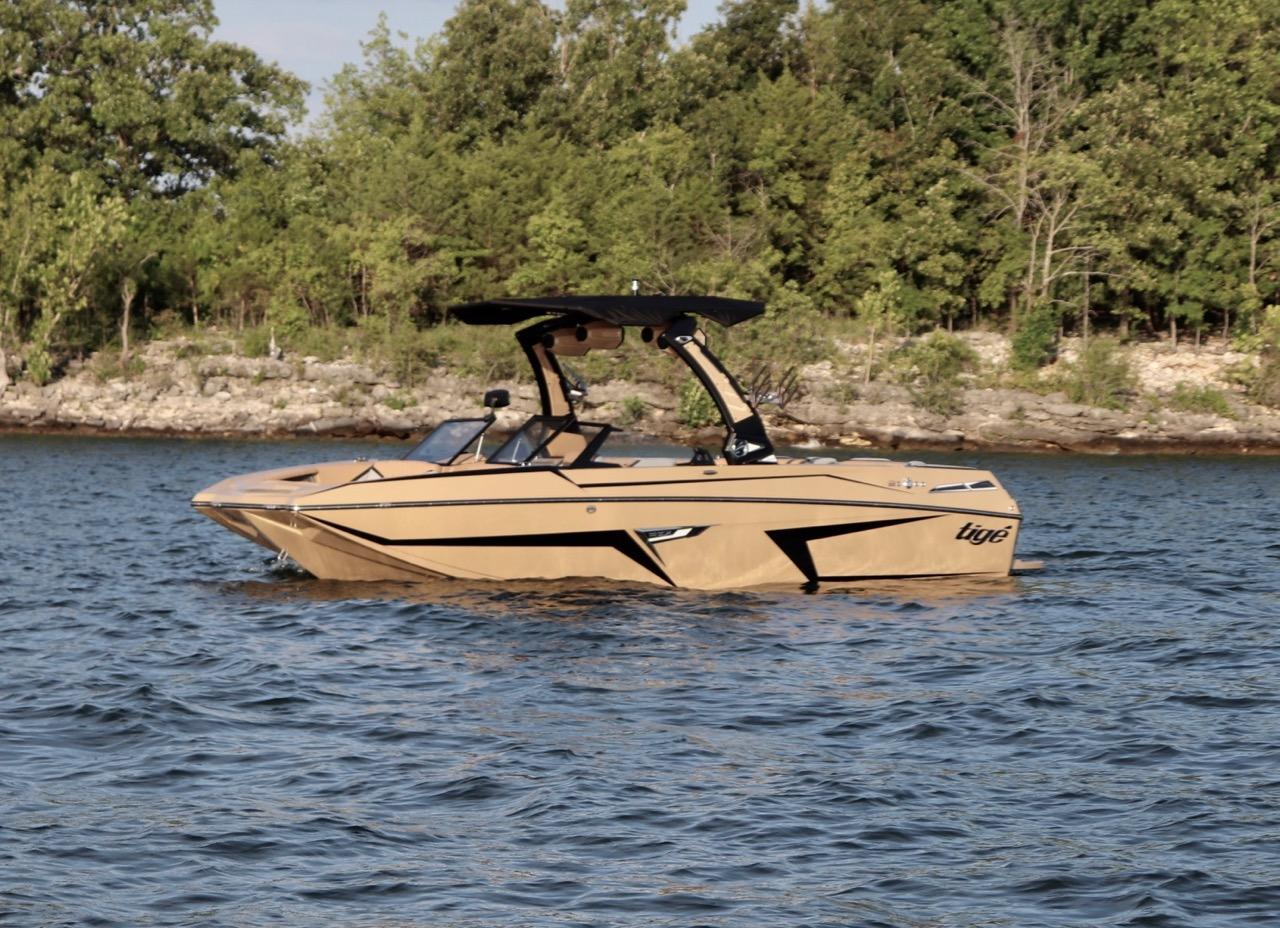 2023 TIGE 24RZX HARD LOADED * LOW HOURS * WAY BELOW DEALER COST!!