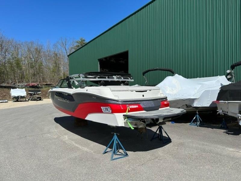 boat.Title