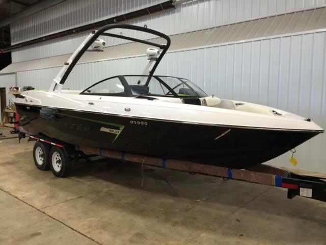 2015 Malibu 23 LSV