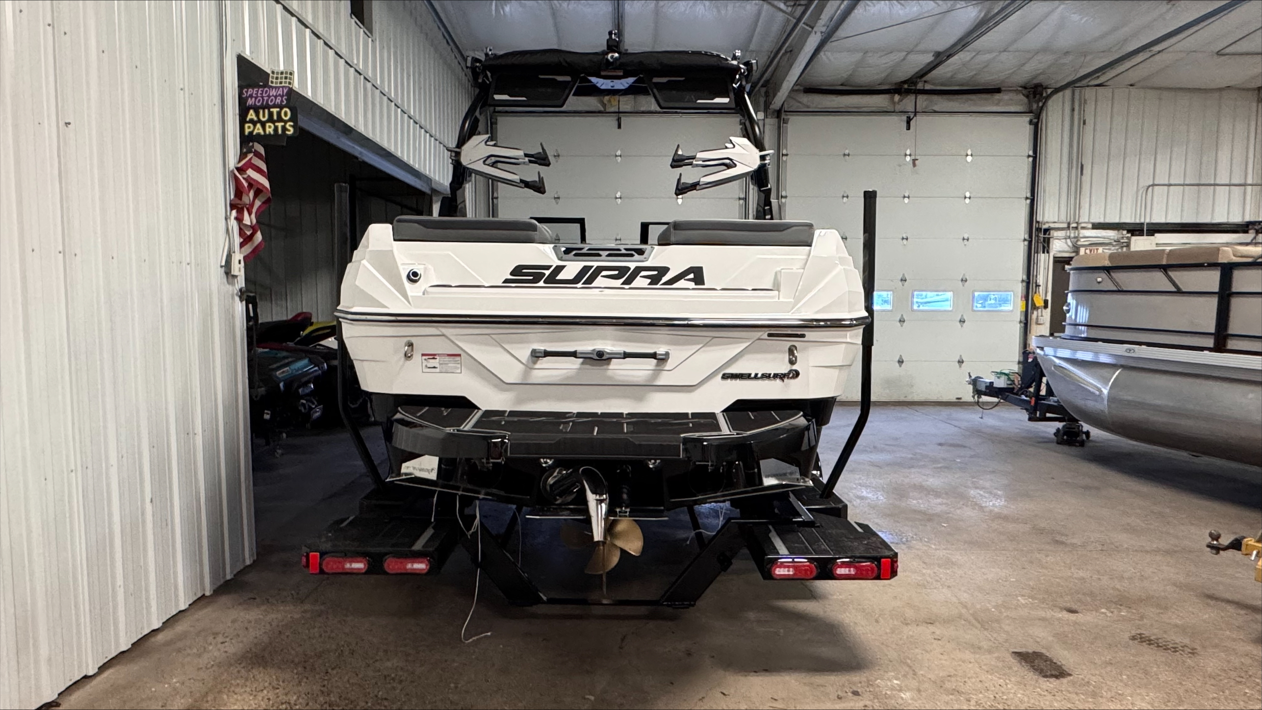 2025 Supra SV400