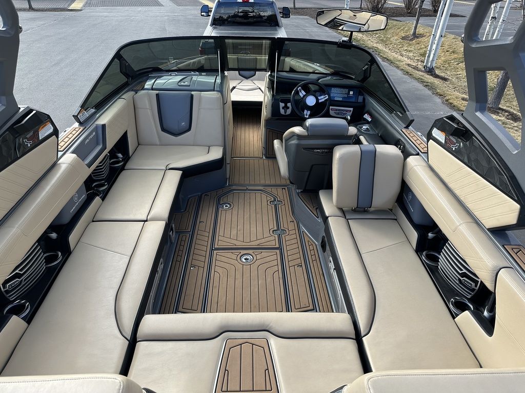 2019 Nautique Super Air Nautique G23