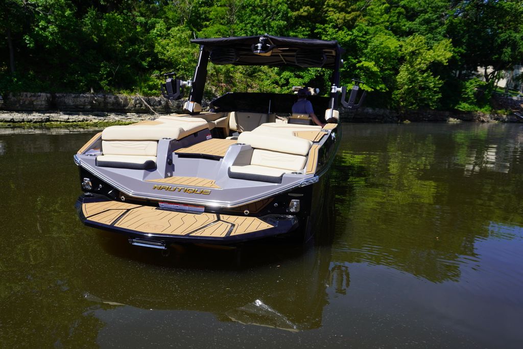 2025 Nautique Super Air Nautique G25