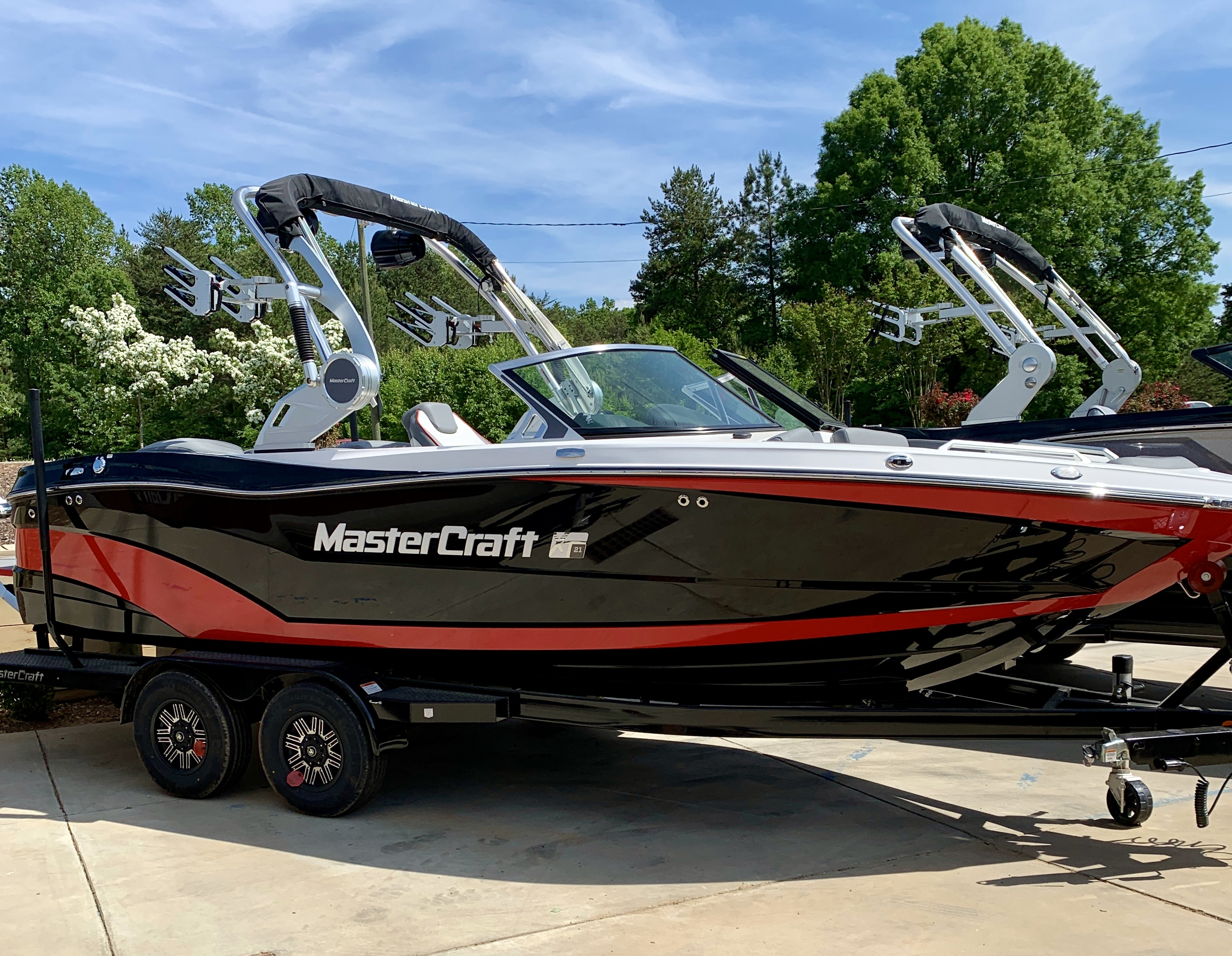 2019 Mastercraft XT21