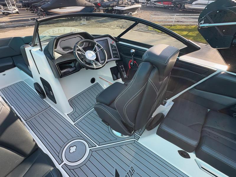 New 2023 MasterCraft XStar