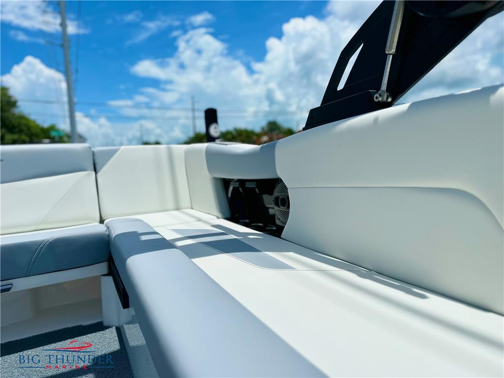 2023 MasterCraft NXT23
