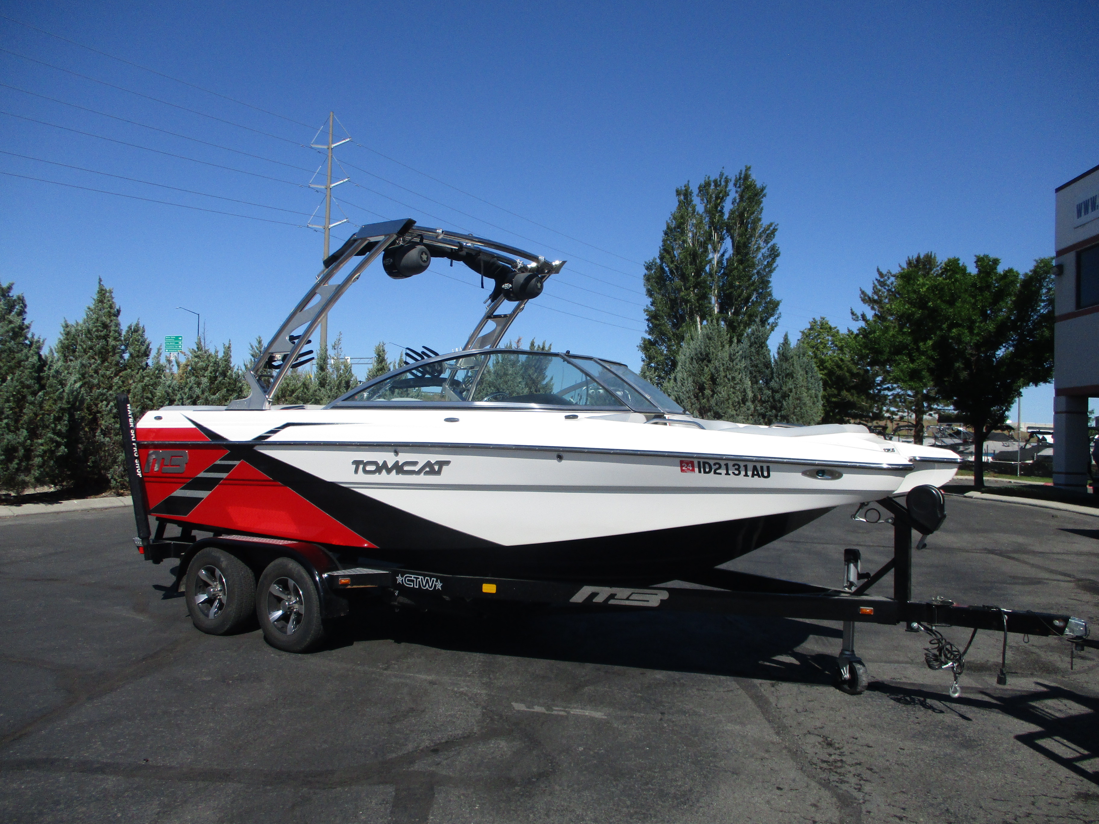 2013 MB SPORTS F21 TOMCAT