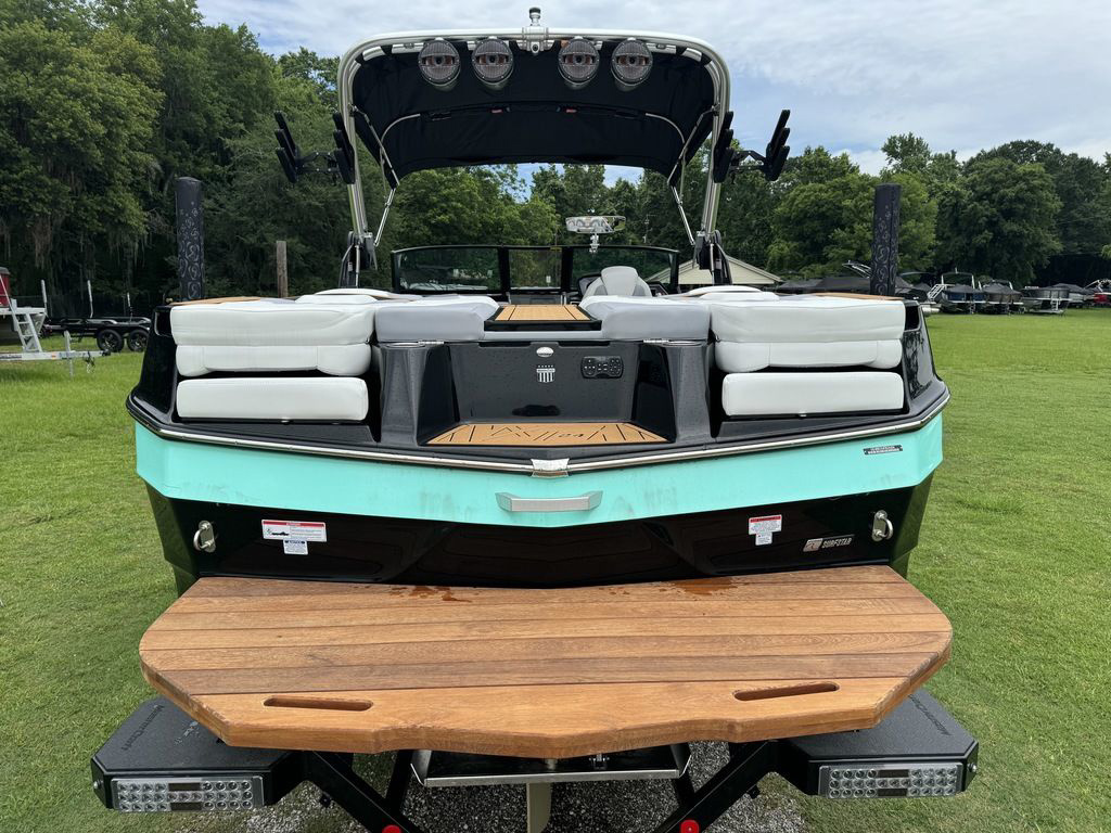 2024 MasterCraft XT24