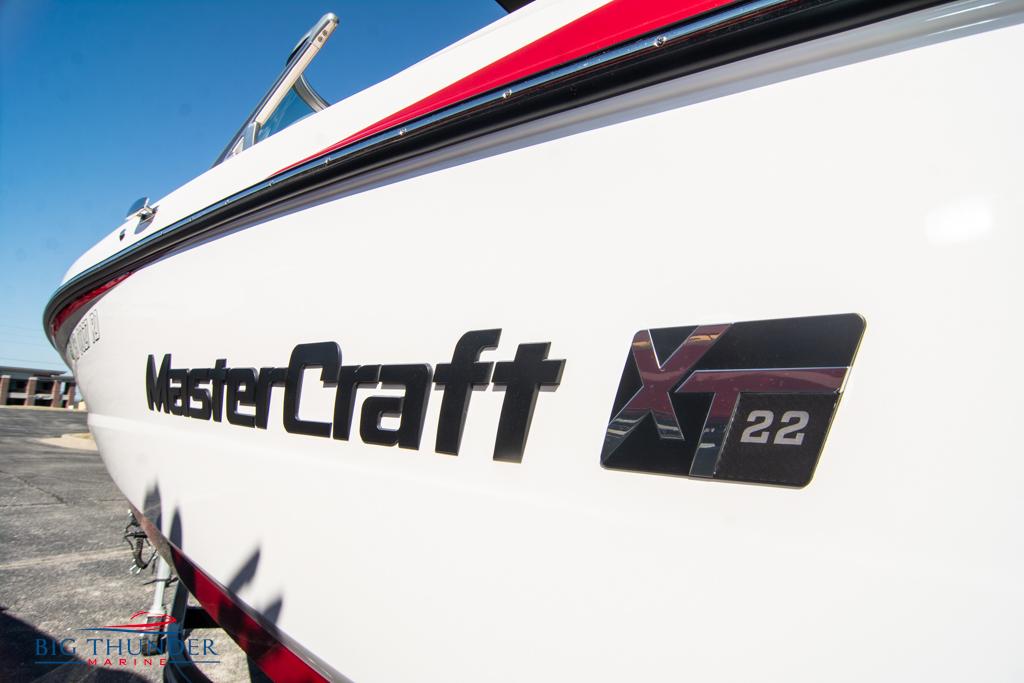 2021 Mastercraft XT22