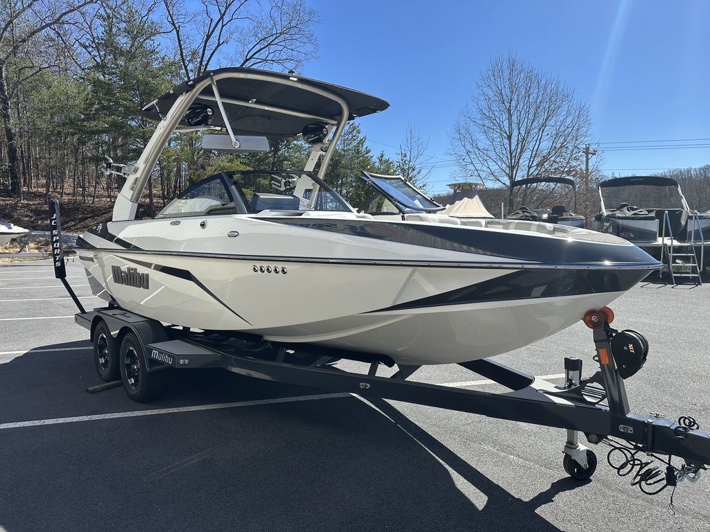 2018 Malibu Boats 21 VLX