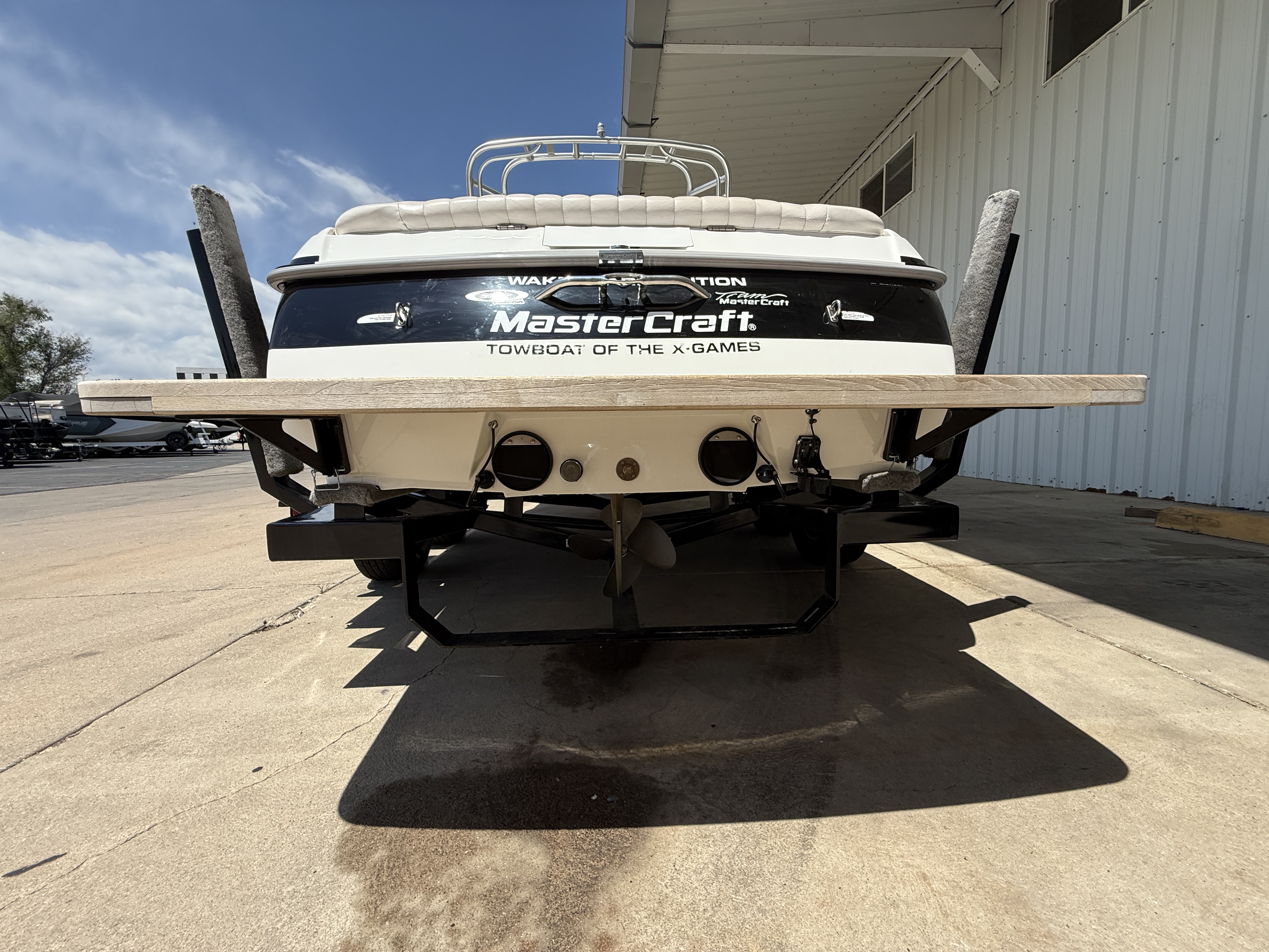 2024 Nautique G21