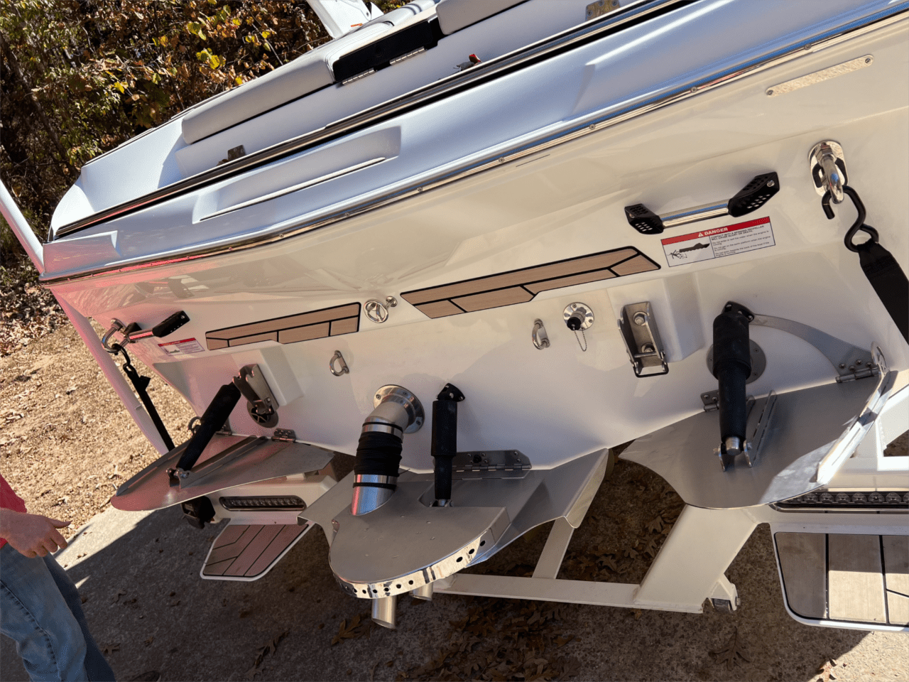Wakesurf Boat Icon
