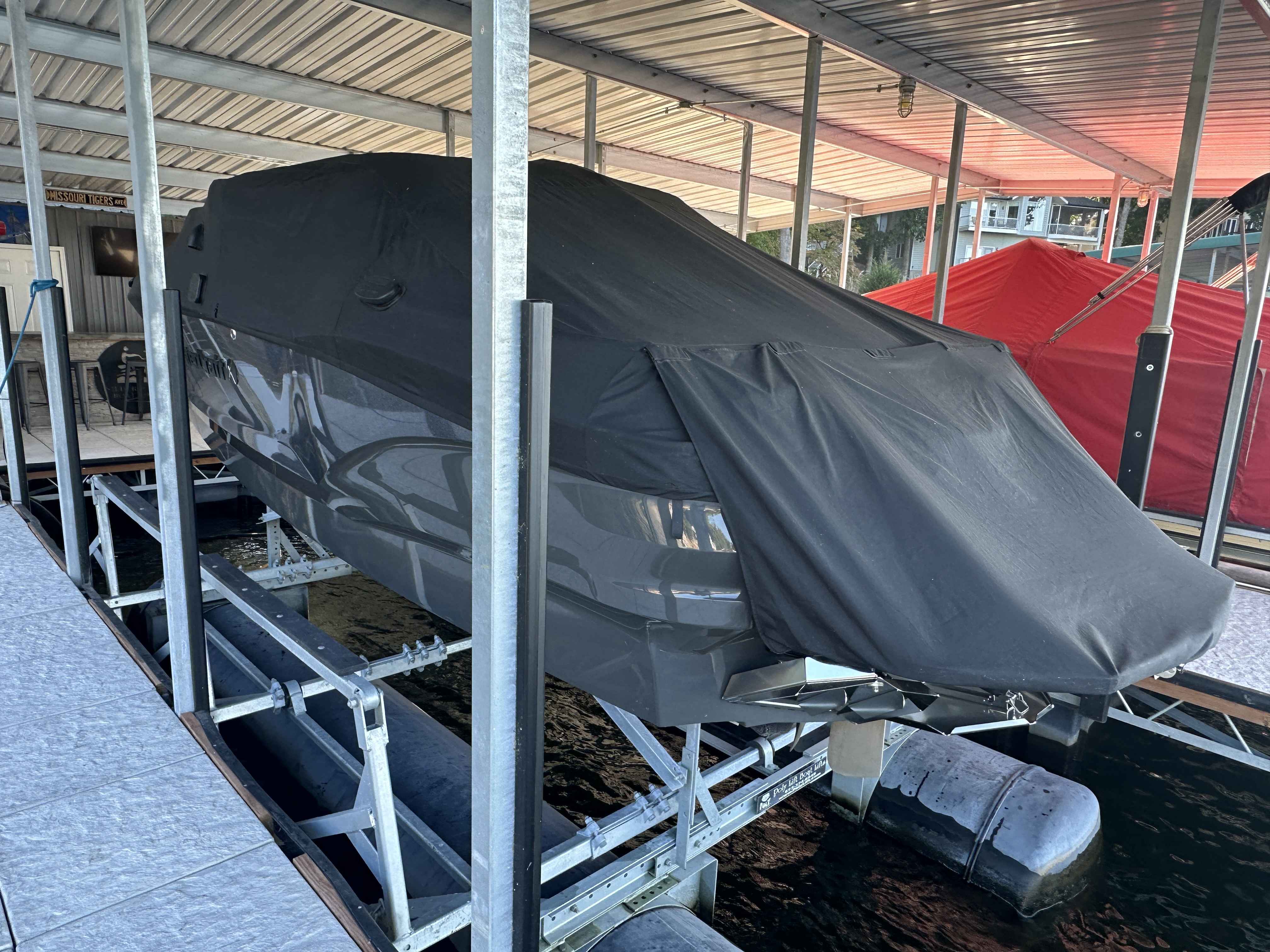 2021 MasterCraft X24