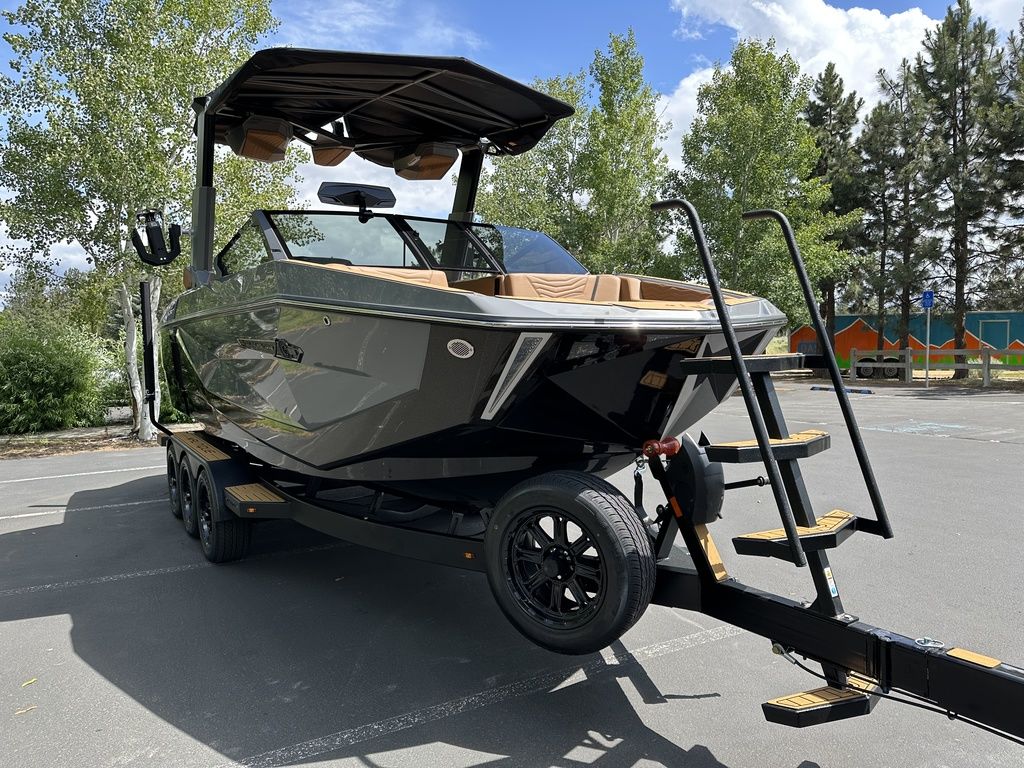 2025 Nautique Super Air Nautique G23