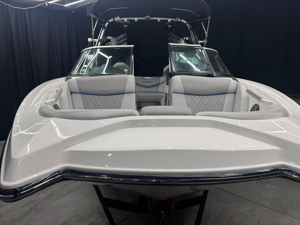 2015 MasterCraft X20