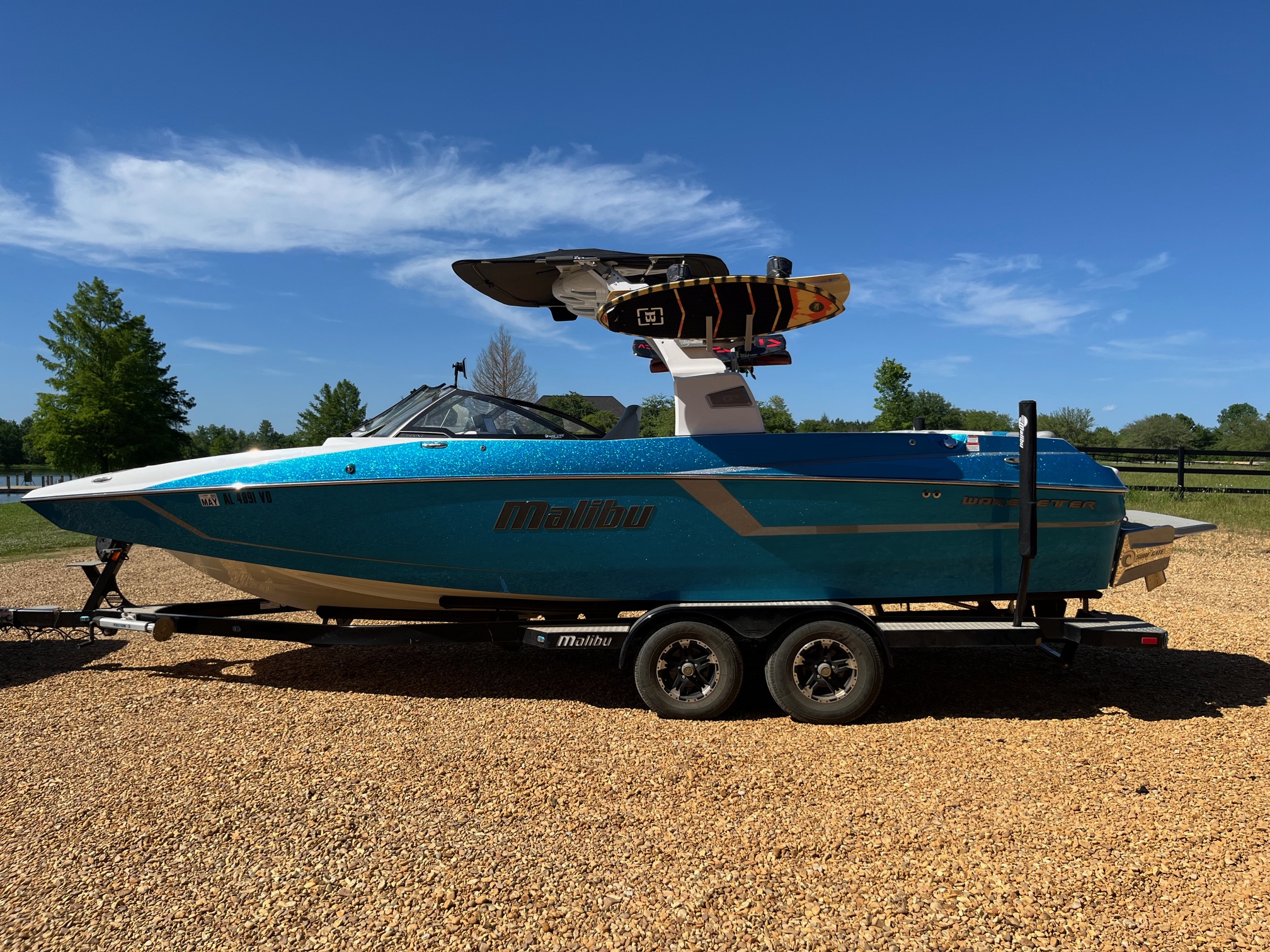 2018 Malibu 24 MXZ, Beautiful, 1 Owner, LOW HOURS!