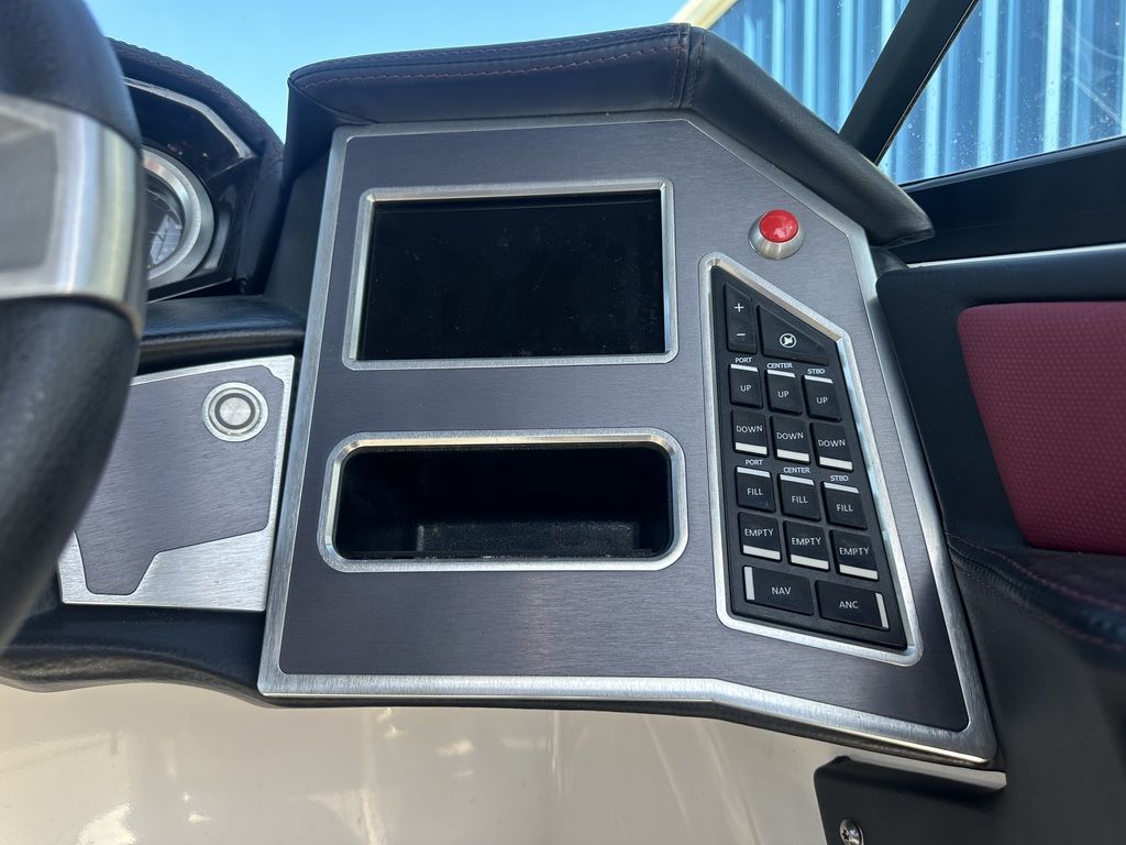 2022 MasterCraft XT20